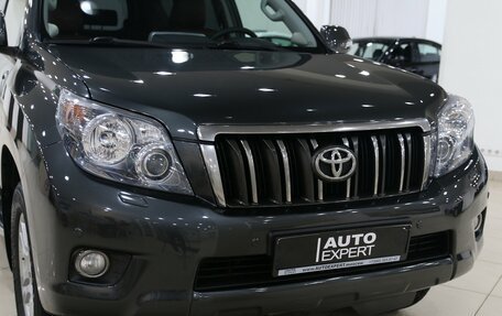 Toyota Land Cruiser Prado 150 рестайлинг 2, 2012 год, 2 349 000 рублей, 13 фотография