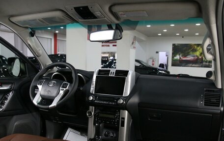 Toyota Land Cruiser Prado 150 рестайлинг 2, 2012 год, 2 349 000 рублей, 5 фотография
