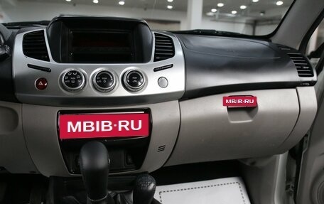 Mitsubishi L200 IV рестайлинг, 2011 год, 1 099 000 рублей, 7 фотография