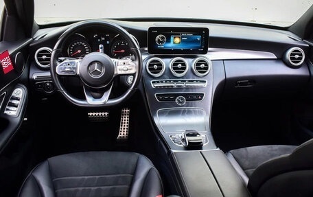 Mercedes-Benz C-Класс, 2018 год, 3 300 000 рублей, 6 фотография