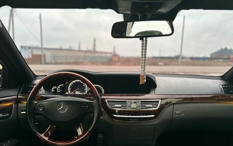Mercedes-Benz S-Класс, 2006 год, 1 350 000 рублей, 13 фотография