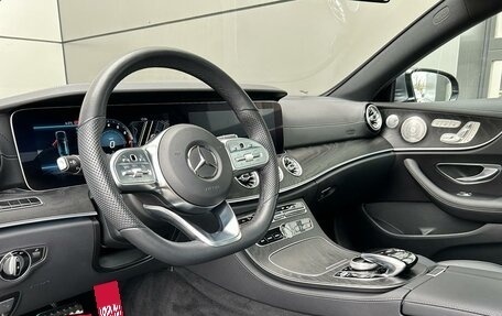 Mercedes-Benz E-Класс, 2019 год, 4 999 000 рублей, 10 фотография