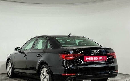 Audi A4, 2018 год, 2 256 000 рублей, 7 фотография