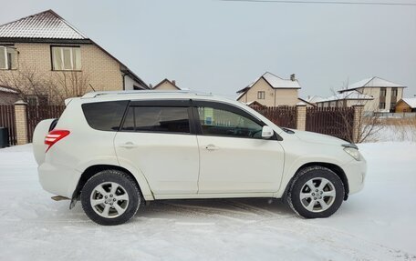 Toyota RAV4, 2011 год, 1 950 000 рублей, 11 фотография