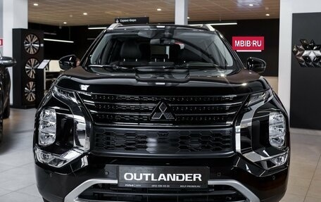 Mitsubishi Outlander, 2023 год, 4 600 000 рублей, 2 фотография