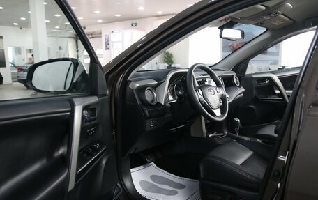 Toyota RAV4, 2019 год, 2 499 000 рублей, 7 фотография
