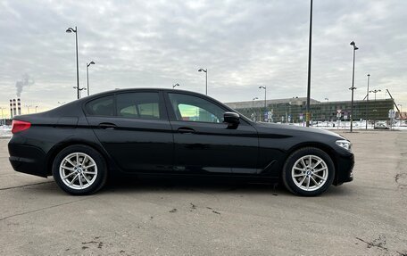 BMW 5 серия, 2018 год, 2 997 000 рублей, 5 фотография