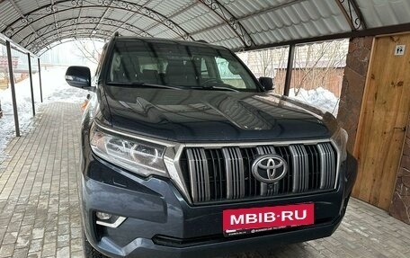 Toyota Land Cruiser Prado 150 рестайлинг 2, 2018 год, 5 600 000 рублей, 5 фотография