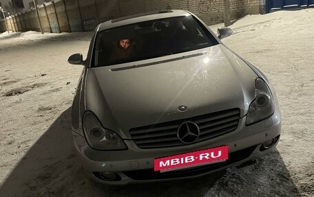 Mercedes-Benz CLS, 2004 год, 1 500 000 рублей, 10 фотография