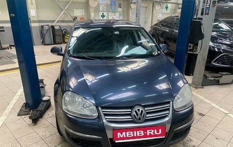 Volkswagen Jetta VI, 2009 год, 700 000 рублей, 1 фотография
