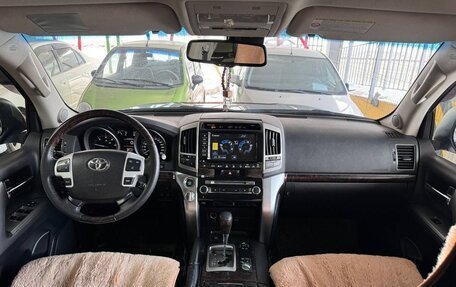 Toyota Land Cruiser 200, 2012 год, 4 290 000 рублей, 13 фотография