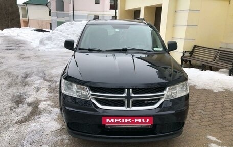 Dodge Journey I, 2011 год, 1 300 000 рублей, 2 фотография