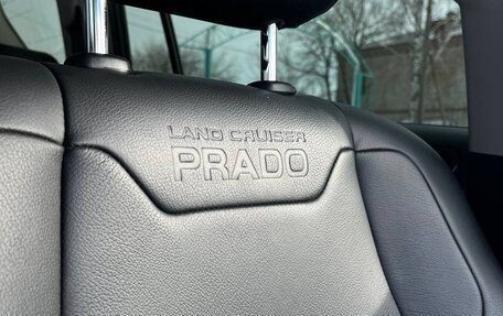 Toyota Land Cruiser Prado 150 рестайлинг 2, 2020 год, 6 700 000 рублей, 26 фотография