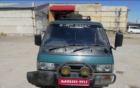 Mitsubishi Delica III, 1995 год, 420 000 рублей, 3 фотография