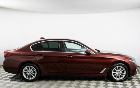 BMW 5 серия, 2022 год, 5 499 000 рублей, 4 фотография