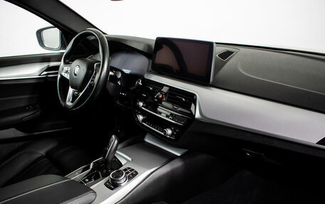 BMW 5 серия, 2022 год, 5 499 000 рублей, 9 фотография