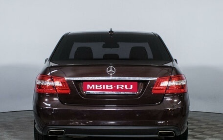 Mercedes-Benz E-Класс, 2012 год, 1 740 000 рублей, 6 фотография