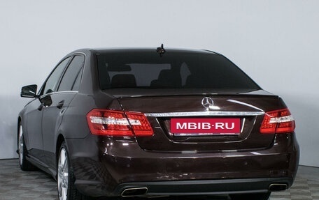 Mercedes-Benz E-Класс, 2012 год, 1 740 000 рублей, 7 фотография