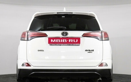 Toyota RAV4, 2016 год, 2 599 000 рублей, 6 фотография