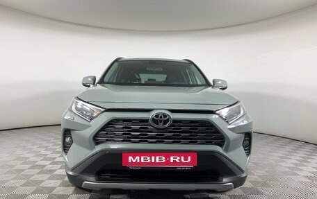 Toyota RAV4, 2020 год, 3 249 000 рублей, 2 фотография