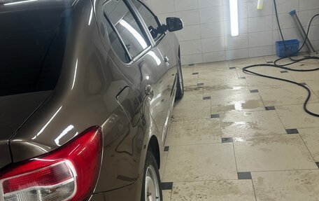 Renault Logan II, 2019 год, 1 050 000 рублей, 9 фотография