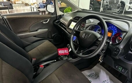 Honda Fit Shuttle I рестайлинг, 2013 год, 1 099 000 рублей, 11 фотография