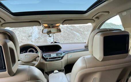 Mercedes-Benz S-Класс, 2011 год, 1 700 000 рублей, 2 фотография