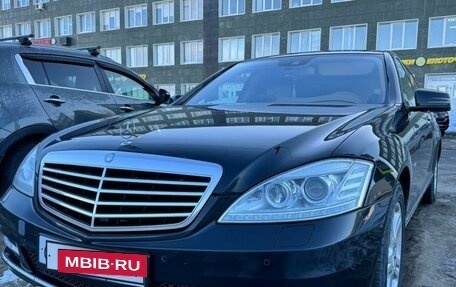 Mercedes-Benz S-Класс, 2011 год, 1 700 000 рублей, 3 фотография