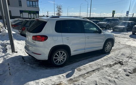 Volkswagen Tiguan I, 2016 год, 2 400 000 рублей, 5 фотография