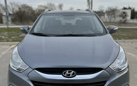 Hyundai Tucson III, 2012 год, 1 690 000 рублей, 3 фотография
