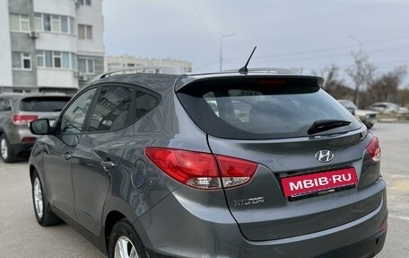 Hyundai Tucson III, 2012 год, 1 690 000 рублей, 6 фотография