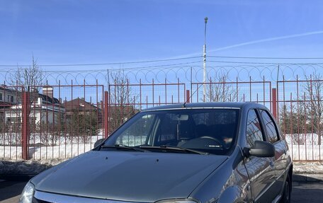 Renault Logan I, 2012 год, 655 000 рублей, 1 фотография