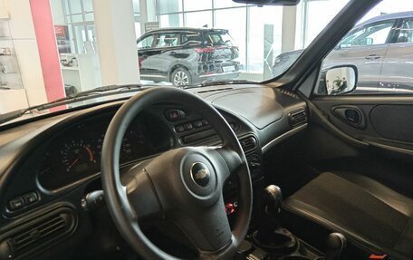 Chevrolet Niva I рестайлинг, 2011 год, 657 000 рублей, 9 фотография