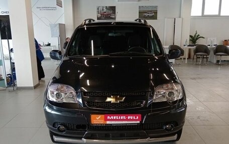 Chevrolet Niva I рестайлинг, 2011 год, 657 000 рублей, 2 фотография