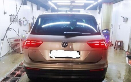 Volkswagen Tiguan II, 2019 год, 2 560 000 рублей, 1 фотография
