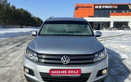 Volkswagen Tiguan I, 2014 год, 2 150 000 рублей, 3 фотография