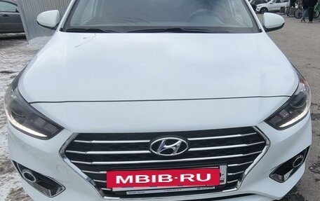 Hyundai Solaris II рестайлинг, 2018 год, 1 550 000 рублей, 5 фотография
