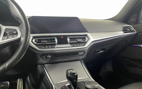 BMW 3 серия, 2018 год, 4 097 000 рублей, 11 фотография