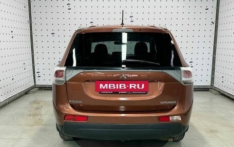 Mitsubishi Outlander III рестайлинг 3, 2012 год, 1 390 000 рублей, 6 фотография