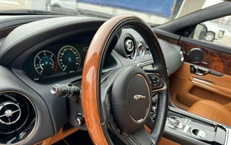 Jaguar XJ IV (X351), 2017 год, 4 000 000 рублей, 10 фотография