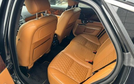 Jaguar XJ IV (X351), 2017 год, 4 000 000 рублей, 16 фотография