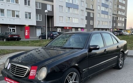 Mercedes-Benz E-Класс, 2001 год, 420 000 рублей, 2 фотография