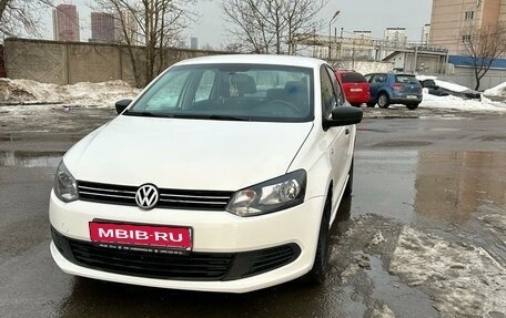 Volkswagen Polo VI (EU Market), 2010 год, 735 000 рублей, 1 фотография