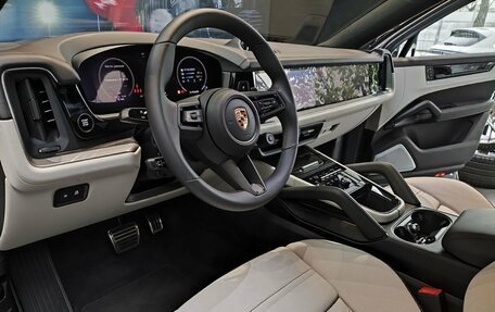 Porsche Cayenne III, 2023 год, 38 000 000 рублей, 2 фотография