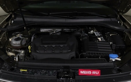Volkswagen Tiguan II, 2017 год, 3 099 000 рублей, 9 фотография