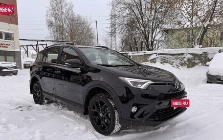 Toyota RAV4, 2019 год, 3 350 000 рублей, 7 фотография