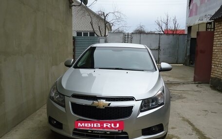 Chevrolet Cruze II, 2011 год, 800 000 рублей, 2 фотография