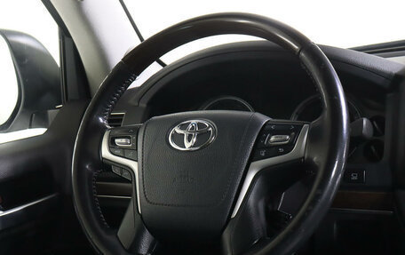 Toyota Land Cruiser 200, 2015 год, 6 850 000 рублей, 17 фотография