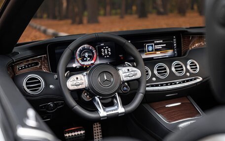 Mercedes-Benz S-Класс AMG, 2018 год, 21 000 000 рублей, 19 фотография