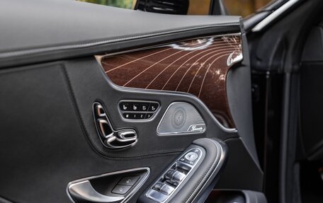 Mercedes-Benz S-Класс AMG, 2018 год, 21 000 000 рублей, 22 фотография